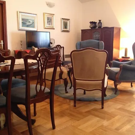 Apartment Sara Pirovac Chambre photo