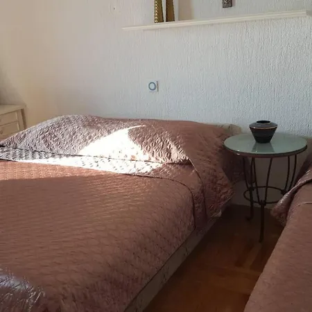 Apartment Sara Pirovac Extérieur photo