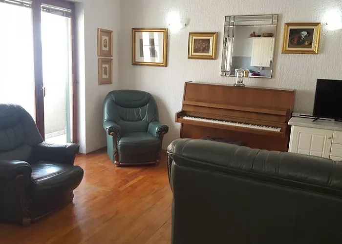 Apartment Sara